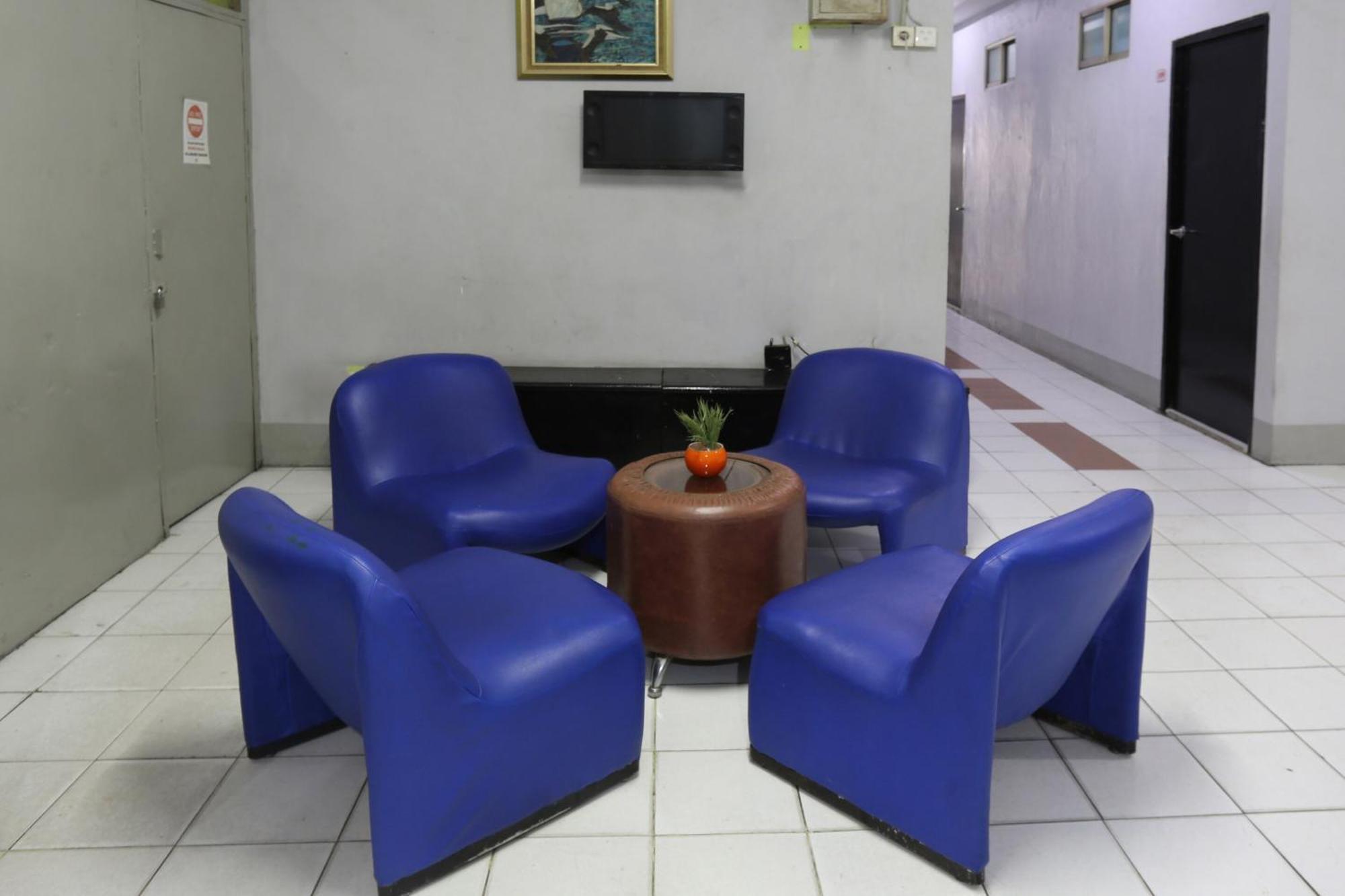 OYO 3865 Wisma Niaga Jacarta Exterior foto
