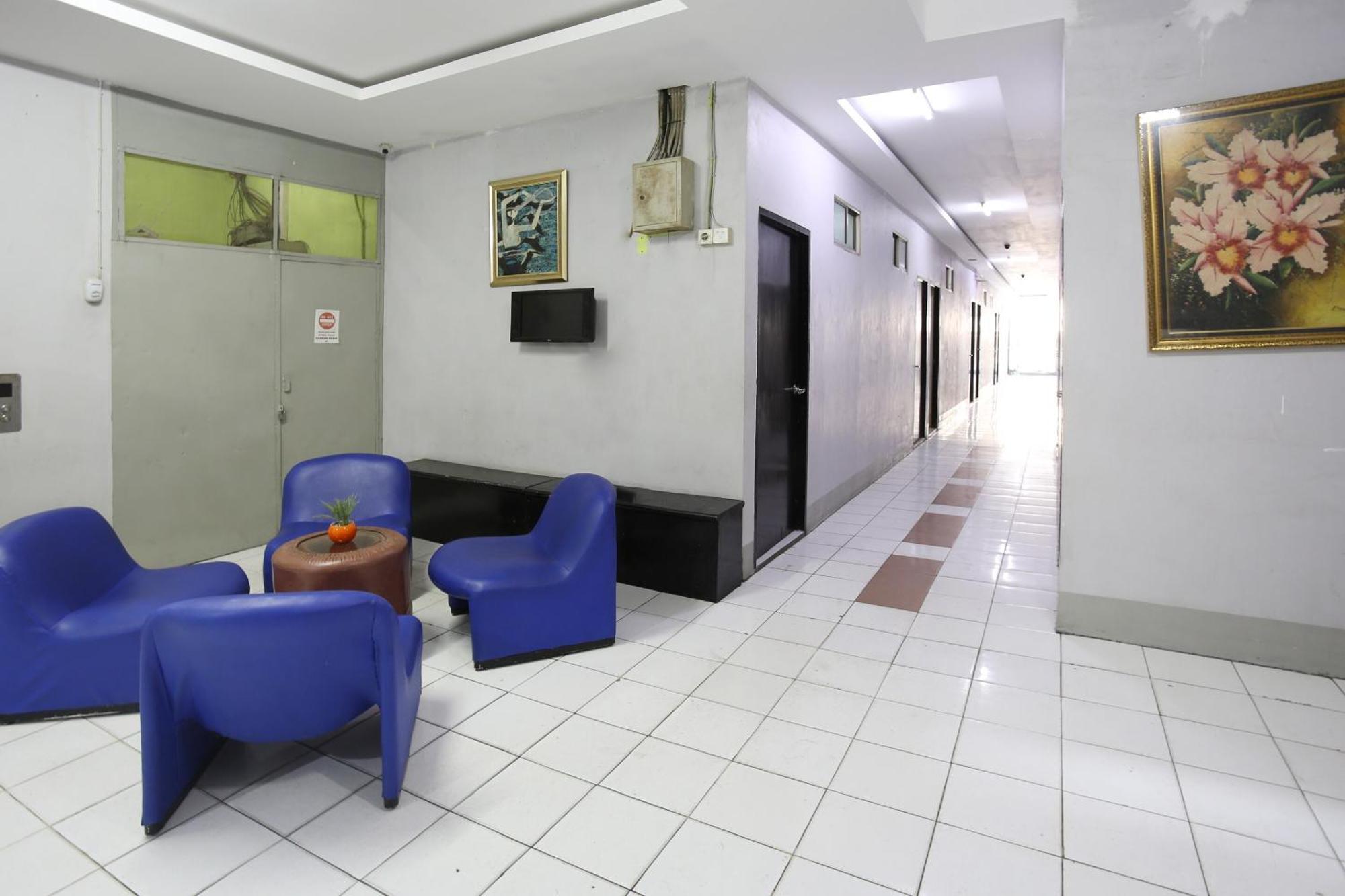 OYO 3865 Wisma Niaga Jacarta Exterior foto