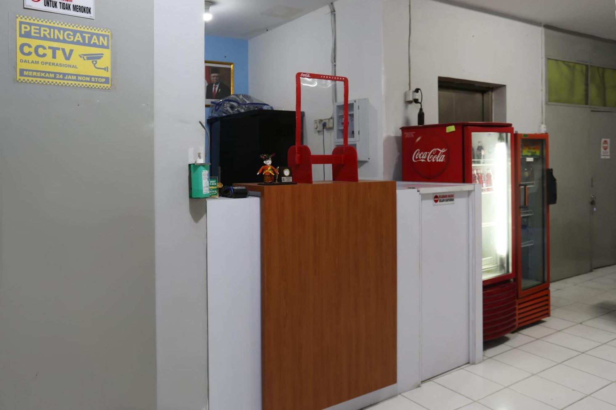 OYO 3865 Wisma Niaga Jacarta Exterior foto