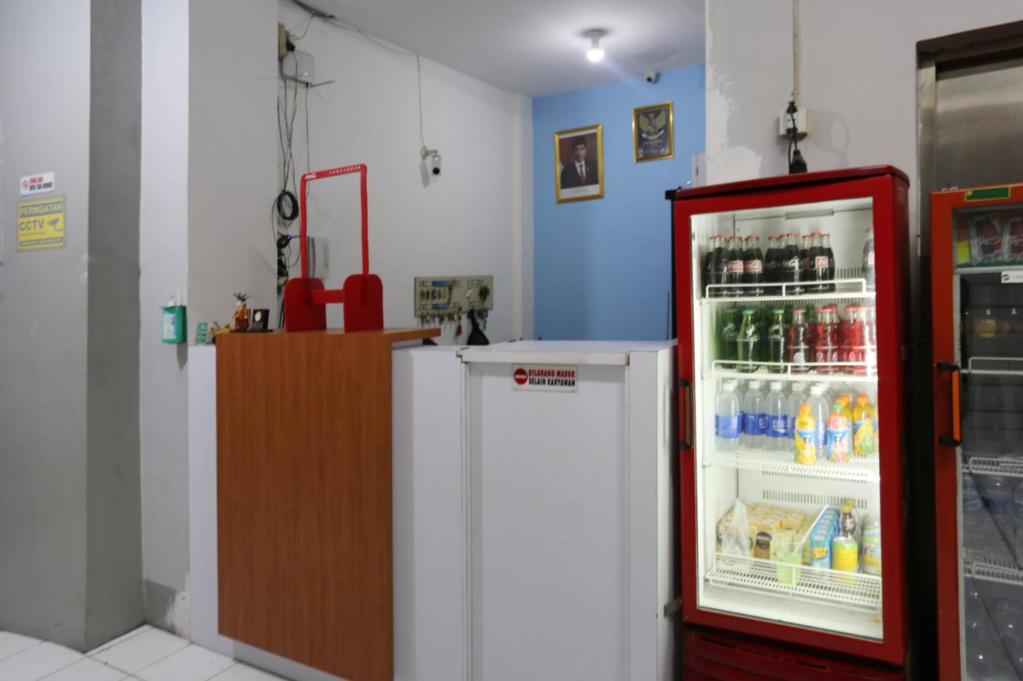 OYO 3865 Wisma Niaga Jacarta Exterior foto