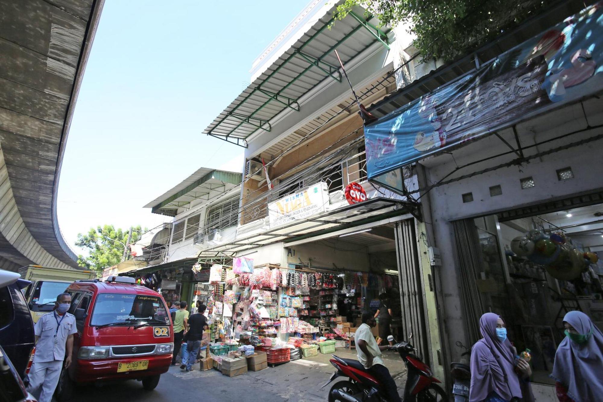 OYO 3865 Wisma Niaga Jacarta Exterior foto
